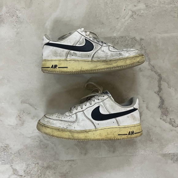 Nike Air Force 1s - Picture 1 of 6